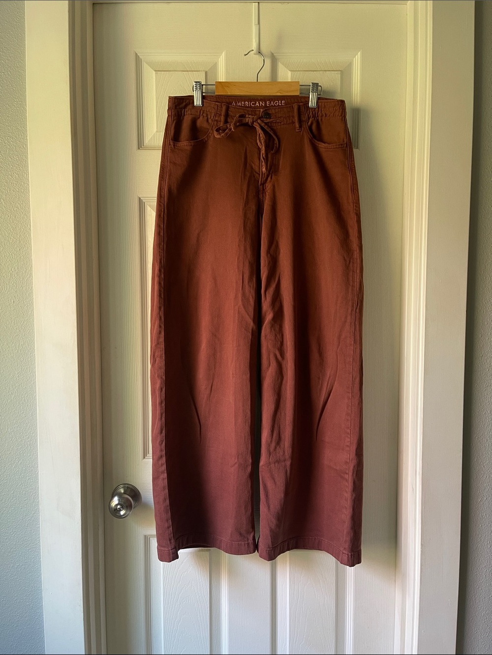 American Eagle Dreamy Drape Low Rise Ultra Wide Leg Pants m